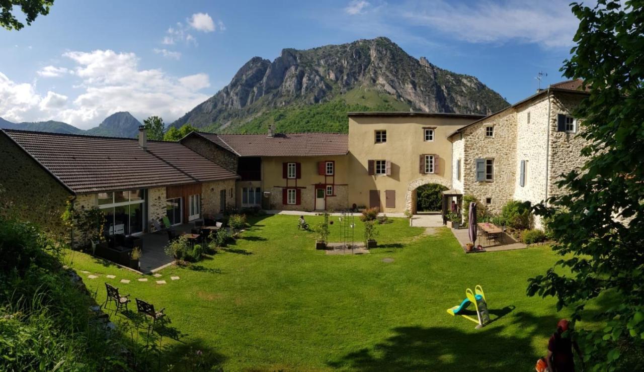 Maison D'Hotes Du Domaine Fournie タラスコン・シュル・アリエージュ エクステリア 写真