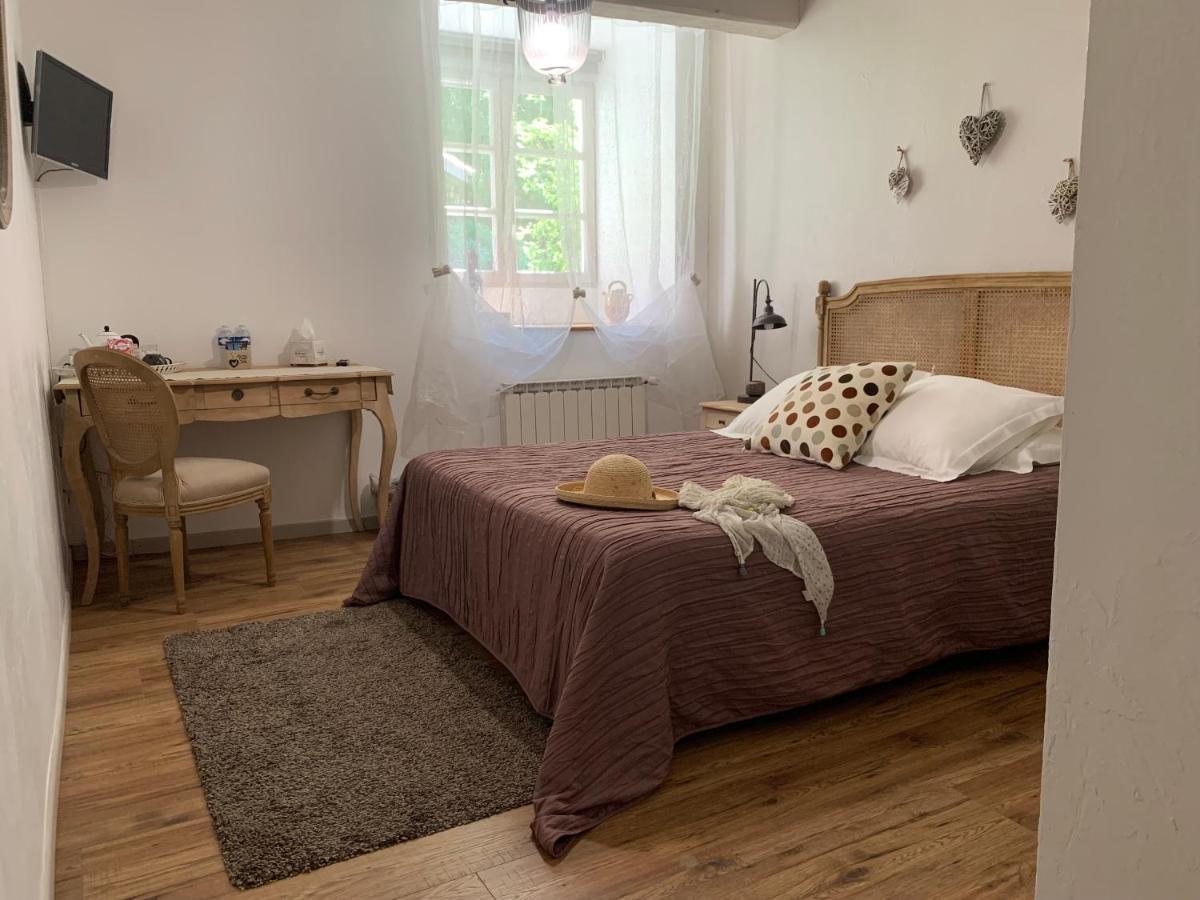 Maison D'Hotes Du Domaine Fournie タラスコン・シュル・アリエージュ エクステリア 写真